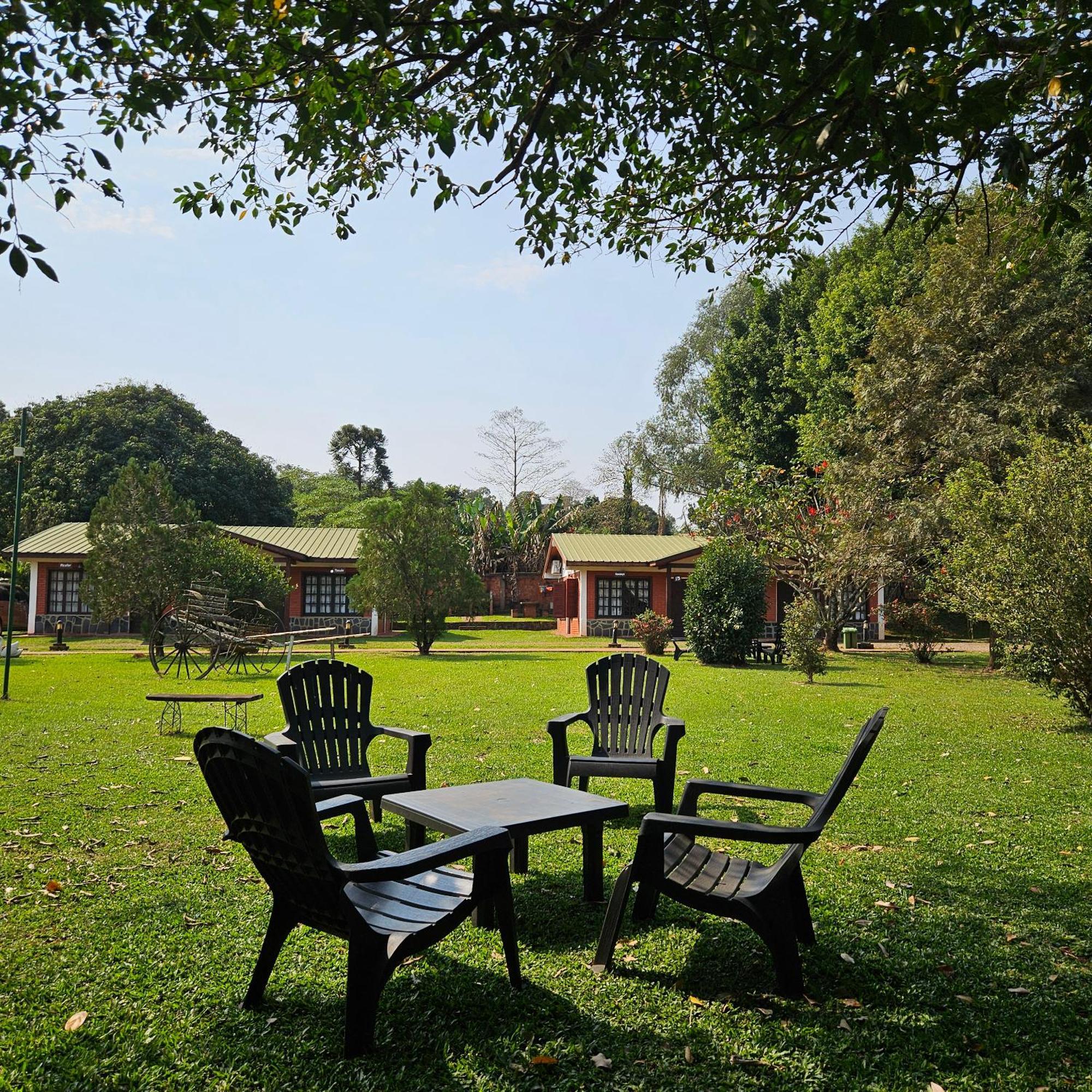Cabanas El Refugio Del Mensu Puerto Iguazú Eksteriør bilde