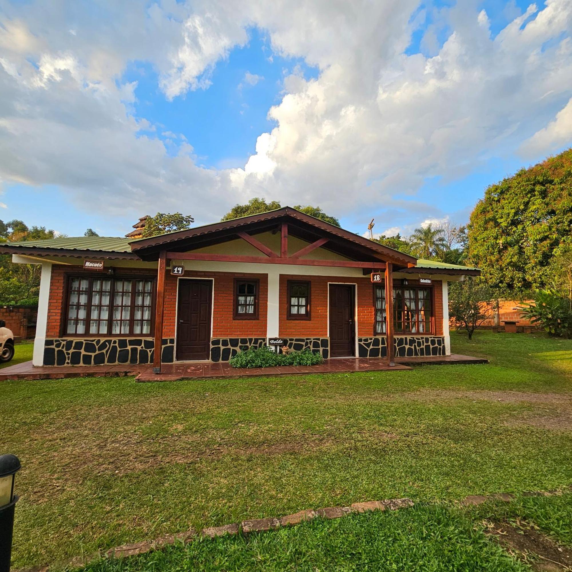Cabanas El Refugio Del Mensu Puerto Iguazú Eksteriør bilde
